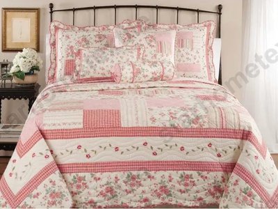 Artistic Patchwork Quilt